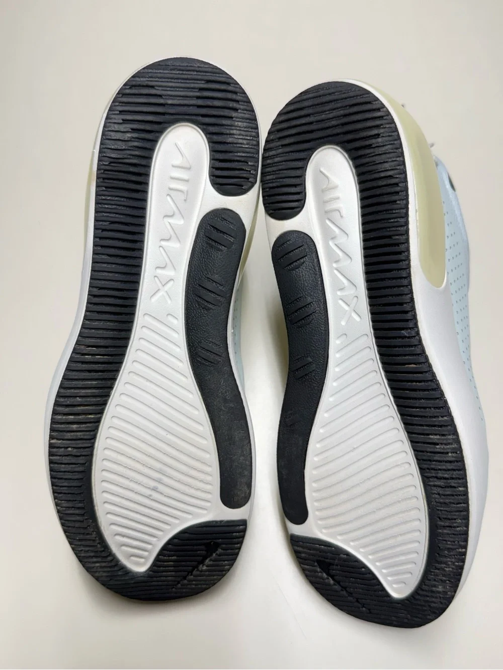 Nike Air Max Dia Summit Women's Shoes Sneakers Athletic White Metallic Luster